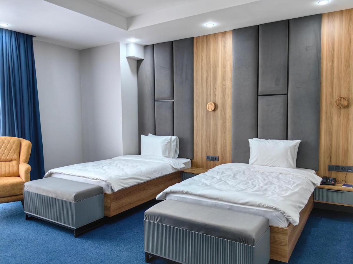 Shymkent Park Hotel Екстер'єр фото